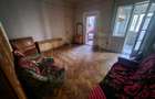 Ultracentral. Parter inalt. Intrare separata. Teren 403 mp in proprietate. - 2
