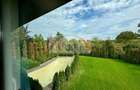 Vila lux de vanzare in cel mai dorit complex din Erou Iancu Nicolae-locatie rara - 15
