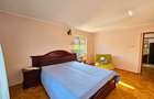 Vila tip duplex Banesti, 341 mp utili, garaj, vedere Caraiman - 12