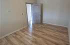 Duplex pe parter - 3 dormitoare - zona foarte buna - gata de mutat - 16