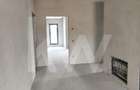 Apartament cu gradina 4 camere 3 bai