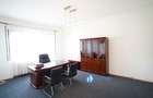 Inchiriere apartament 5 camere  in vila Romana - 3