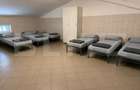 Casă de închiriat, capacitate 14–18 persoane, zona Stupini - 1