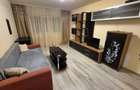 Inchiriez apartament doua camere in Micalaca zona 300