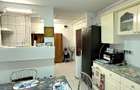 Apartament 3 camere, decomandat, centrală, zona Lipovei