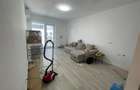 Apartament cu 3 camere, zona Baza 3, Silk District - 4