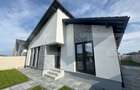 Casă individuală 90.30 mp, teren 387 mp, zona Orizont - 7