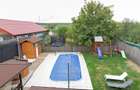 Vilă 5 dormitoare, 4 băi, 2 248mp teren, piscină. Preț: 229 000 E. - 19