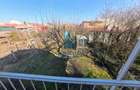 Două case în curte comună, 6 camere + 385 teren - zona semicentrală - 12