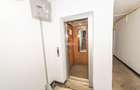 Apartament 3 camere de vanzare, balcon, renovat,  Berceni, sector 4 - 24