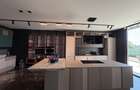 Penthouse în bloc nou boutique,500mp terase,2 parcări incluse