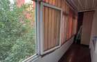 Apartament cu 3 camere, etajul 2/4, zona Podu Ros - 8
