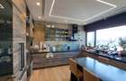 APARTAMENT 4 CAMERE CU SCARA INTERIOARA TIP LOFT -ULTRA LUX - 9