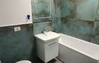 3  camere  /prima inchiriere/13  Septembrie/vis  a vis  de  Catedrala - 13