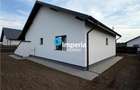 Casa 3 cam, 2 bai, Beci, canalizare, Ciurbesti Miroslava - 2