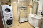 Vila 290mp + 4 spatii comerciale/chiriasi /depozitare, teren 1401 mp, acces DN1 - 12
