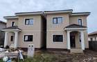 Duplex despartit prin C.T. - spatios -  5 camere - bucatarie inchisa - - 1