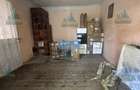 Casă de vânzare cu 3 camere - 6