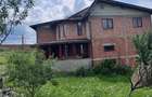 Casǎ spațioasă de vânzare  demisol, parter , etaj  - 7