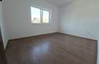 Vila langa lac | 5 Camere - 8