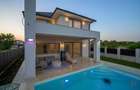 CORBEANCA - OGORULUI, VILA MODERNA 270 MP TOTAL, LOT 1000 MP! - 3