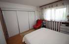 3 camere cu living de 31 mp, dormitoare de 14 și 12, bucătărie de 10,  centrală - 10