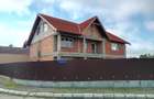 De vanzare casa in rosu cost 2014 pe 2 nivele 2x260mp +mansarda terem 1200mp - 3