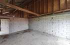 Duplex la rosu, 4400 mp teren, Siret - 11