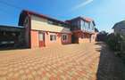 Casă spațioasă cu 9 camere în Strejnicu – pentru locuință, birouri - 1