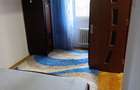 Persoana fizica închiriez apartament cu 3 camare  - 6