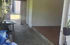 Casa si Hala de vanzare 10-15 min de plaja 23 August