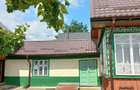 De vânzare: Casă bătrânească locuibilă imediat + 2200 mp teren  - 11