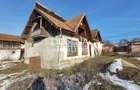 Vânzare casă – Arcani, sat Câmpofeni – lângă râul Jaleș - 8