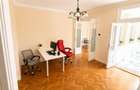 Polona, apartament 4 camere situat la etajul 1 al unei vilute