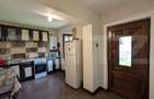 Casă individuala, 75 mp, teren 2180 mp, 2 fronturi stradale, zona Pucioasa - 8