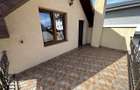 Casă de închiriat I  5 camere I 2 băi I curte I  zona UMF USMV