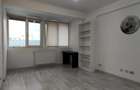 Apartament 3 camere  PROPRIETAR / parcare subterană 