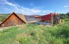 CASĂ CU TEREN GENEROS ȘI PANOURI FOTOVOLTAICE – BLĂJEL