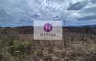 Vand 2 parcele de 5700 mp zona Iabalcea