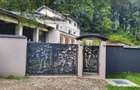 Casa / Pensiune - Statiunea  Cheia - Prahova, super oferta!!