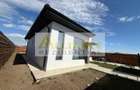Casa individuala parter - 3 camere- 2 bai - teren 375mp - 3