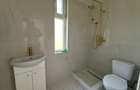 Casa recent renovata in Campenesti - 9