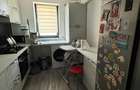 Apartament 2 camere decomandat/mobilat+utilat/etaj 2/3 - 1