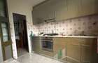 3 CAMERE DECOMANDAT |  BALCON | GARAJ | PIVNIȚĂ | CENTRALĂ PROPRIE | MĂNĂȘTUR
