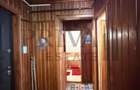 Apartament 3 camere decomandat, etajul 1, garaj și boxă – Girocului