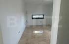 Vila de vanzare, 300 mp, teren 650 mp, zona Crevedia