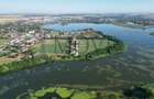 Teren de Casa in Zona Pitoreasca cu Acces Comun la Lac - 5