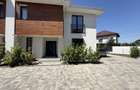 Seven Residence | Vilă în minicartier cu 7 case  | Otopeni - 1