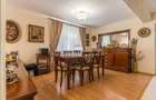 Casă/Vilă cu 5 camere de Vânzare, 870mp Teren, Bucium -3 Sarmale - 5