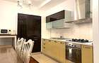 Herastrau- Aron Cotrus, 3 camere-etaj 1, suprafata 125mp, chirie 1700 eur